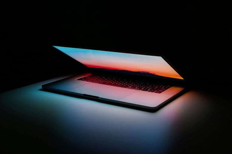 Für Sicherheit bei der Arbeit im Homeoffice: Kehren Sie zu den Grundlagen zurück