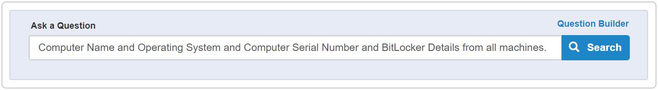 Screenshot einer Abfrage-Generator-Oberfläche zur Suche nach Computernamen, Betriebssystemen und Seriennummern