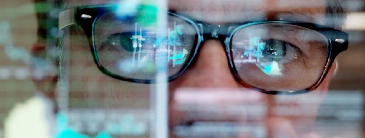 Wie Zurich die Cyber-Resilienz über 100 000 Endpunkte hinweg verbessert