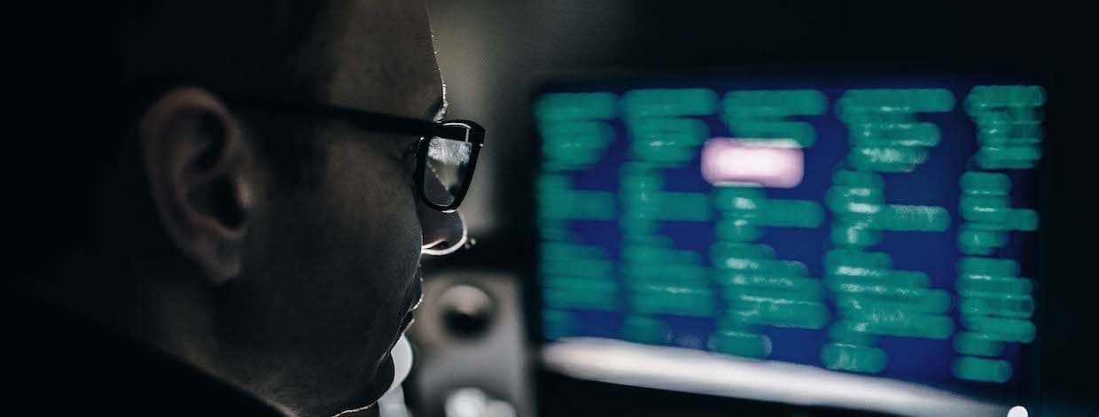 Titelbild zum Blogbeitrag über die Sicherheitslücke im FTP-Server von CVE-2025-47813 Wing
